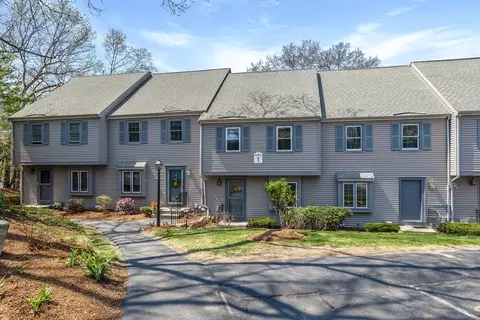 1 Oak Ridge Dr #3, Maynard, MA 01754