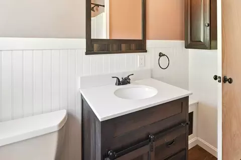 Bath - 123 Watson St, Chicopee, MA 01020 photo 3 of 3