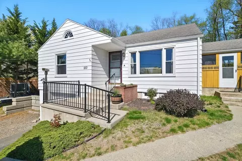 Exterior - 123 Watson St, Chicopee, MA 01020 photo 3 of 10