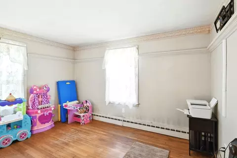 Bedroom - 123 Watson St, Chicopee, MA 01020 photo 8 of 10