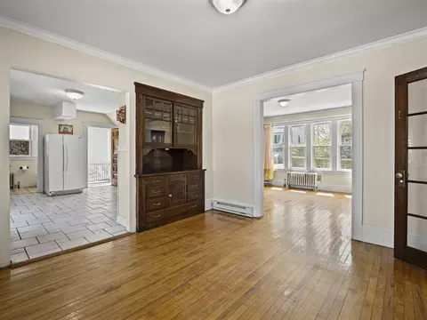42 Circuit Ave E, Worcester, MA 01603 photo 9