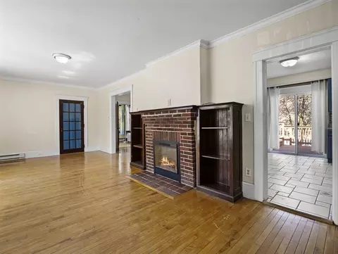 42 Circuit Ave E, Worcester, MA 01603 photo 5