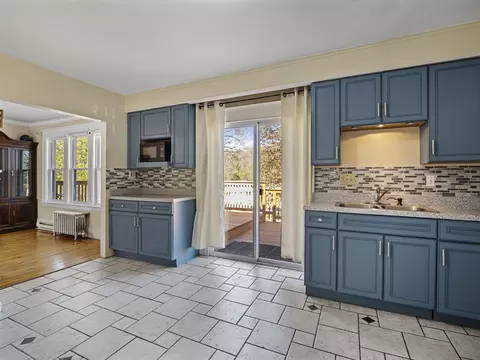42 Circuit Ave E, Worcester, MA 01603 photo 13