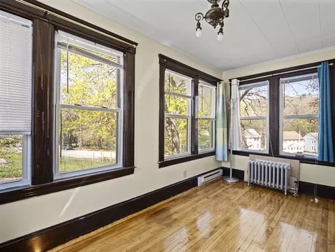 42 Circuit Ave E, Worcester, MA 01603 photo 11