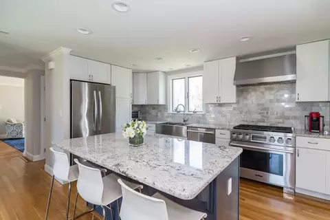31 Standish Rd, Needham, MA 02492 photo 5