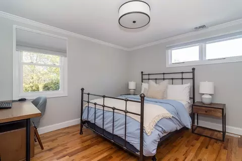 31 Standish Rd, Needham, MA 02492 photo 14
