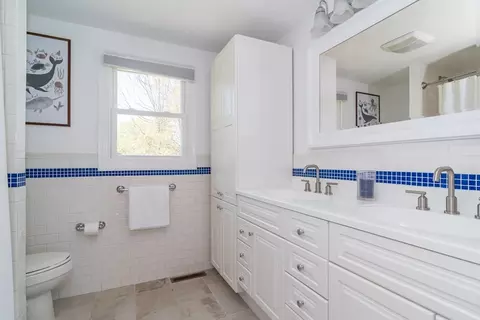 31 Standish Rd, Needham, MA 02492 photo 15