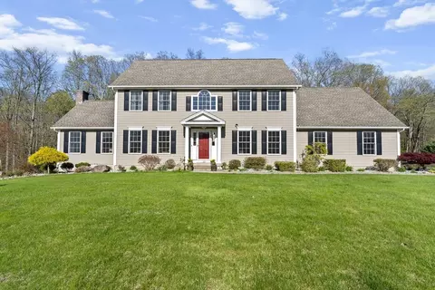 153 Canterbury Cir, East Longmeadow, MA 01028