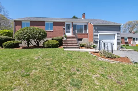 233 Temple Rd, Waltham, MA 02452