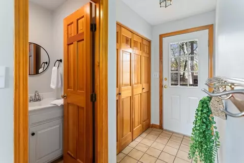 57 Avalon Rd, Reading, MA 01867 photo 9