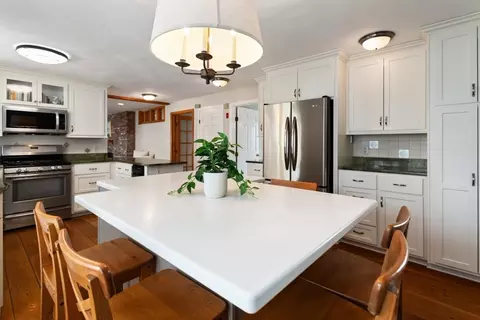 57 Avalon Rd, Reading, MA 01867 photo 10