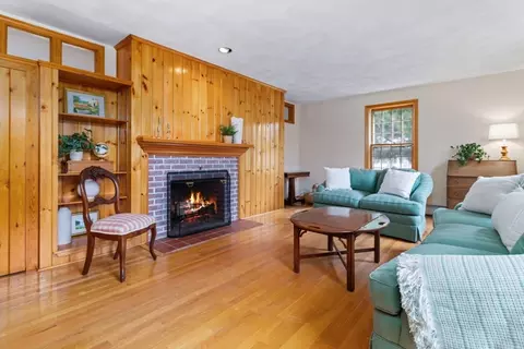 57 Avalon Rd, Reading, MA 01867 photo 6