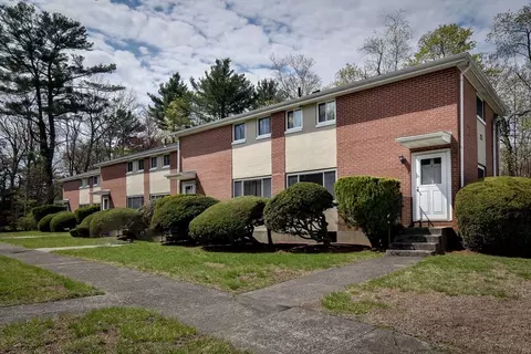 702 Main St #A, Millis, MA 02054