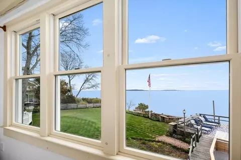 39 Standish Rd, Duxbury, MA 02332