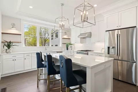 7 Milk St, Natick, MA 01760 photo 4