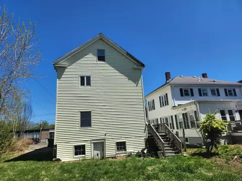 7 E Main St, Avon, MA 02322 photo 3