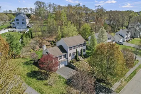 4 Nathan Dr, Clinton, MA 01510