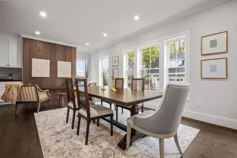 230 Bellevue St #2, Newton, MA 02458
