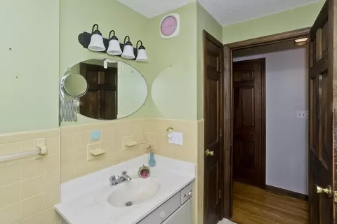270 Ely Ave, West Springfield, MA 01089 photo 23