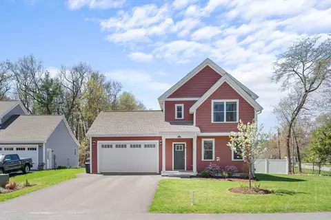 9 Birch Dr, Pepperell, MA 01463