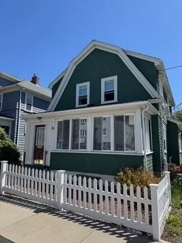 17 Olcott St, Watertown, MA 02472