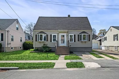 76 Blakeley St, Lynn, MA 01905