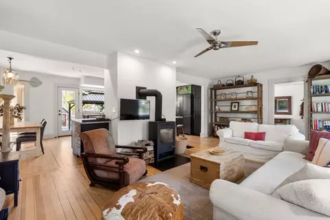 14 2nd St, Salisbury, MA 01952 photo 5
