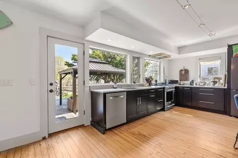 14 2nd St, Salisbury, MA 01952 photo 13
