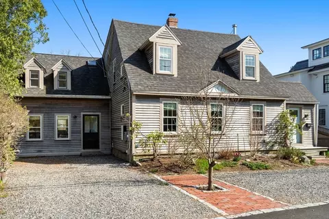 14 2nd St, Salisbury, MA 01952 photo 2