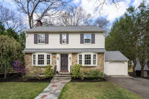 12 Columbine Rd, Milton, MA 02186