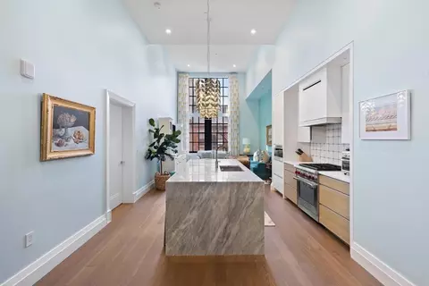 45 Temple St #410, Boston, MA 02114