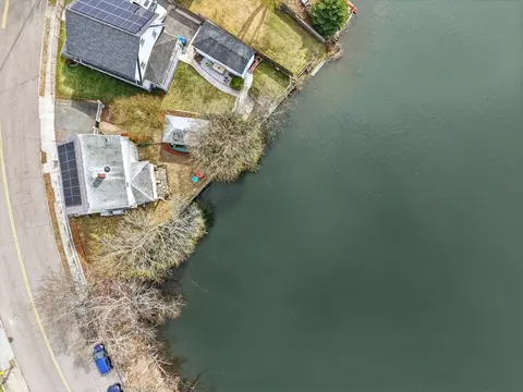 42 Victory Rd, Lynn, MA 01902 photo 3