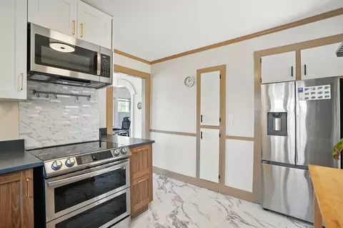 42 Victory Rd, Lynn, MA 01902 photo 14