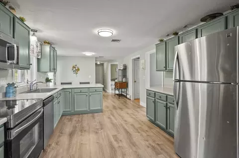 14 Virginia Ave, Sutton, MA 01590 photo 9