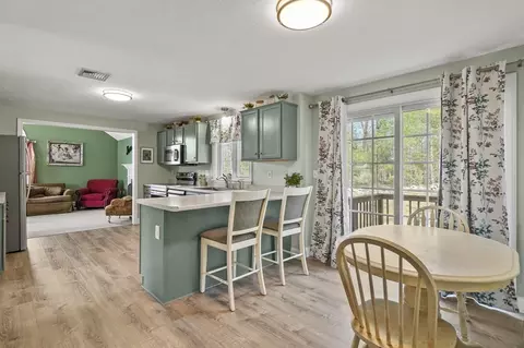 14 Virginia Ave, Sutton, MA 01590 photo 7