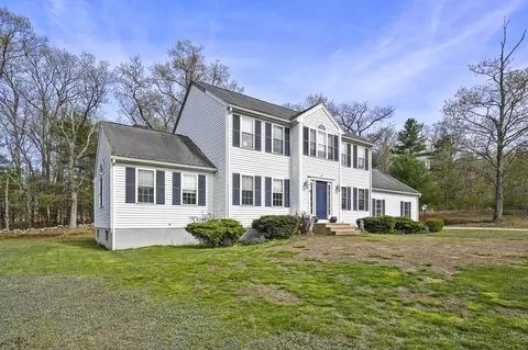 14 Virginia Ave, Sutton, MA 01590 photo 2