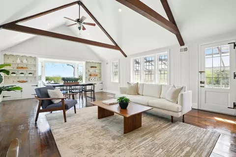 181 Grove St, Cambridge, MA 02138