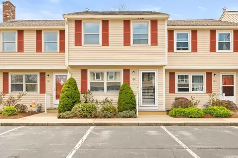 102 Ocean Mdws #102, Fairhaven, MA 02719