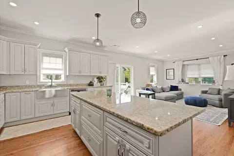 5 Valley St, Canton, MA 02021 photo 7