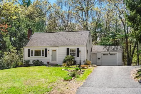 242 Burgess Ave, Westwood, MA 02090