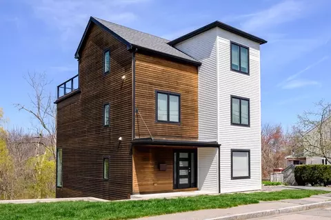 88 Lenox, Quincy, MA 02169
