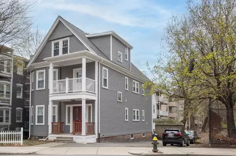 362 Faneuil St #3, Boston, MA 02135