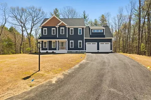 39 Gracey Way, Taunton, MA 02780