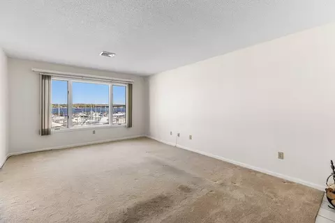 700 Shore Dr #7-703, Fall River, MA 02721 photo 10