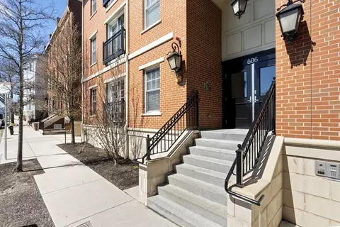 606 E Fourth St #203, Boston, MA 02127