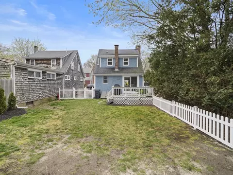 Exterior - 17 Edwards Rd, Barnstable, MA 02601 photo 4 of 17