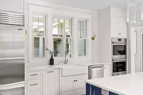 240 Lazell St, Hingham, MA 02043 photo 4