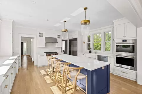 240 Lazell St, Hingham, MA 02043 photo 3