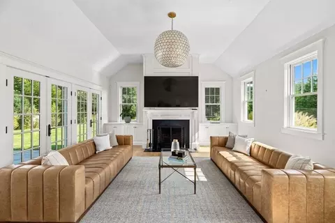 240 Lazell St, Hingham, MA 02043 photo 8