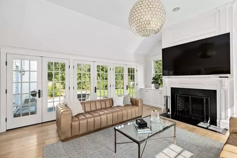 240 Lazell St, Hingham, MA 02043 photo 9